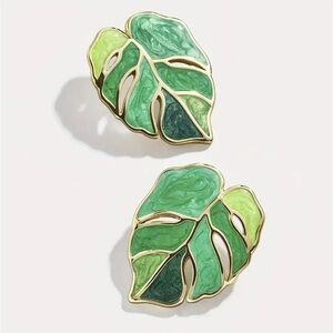 Elegant Green Leaf Earrings